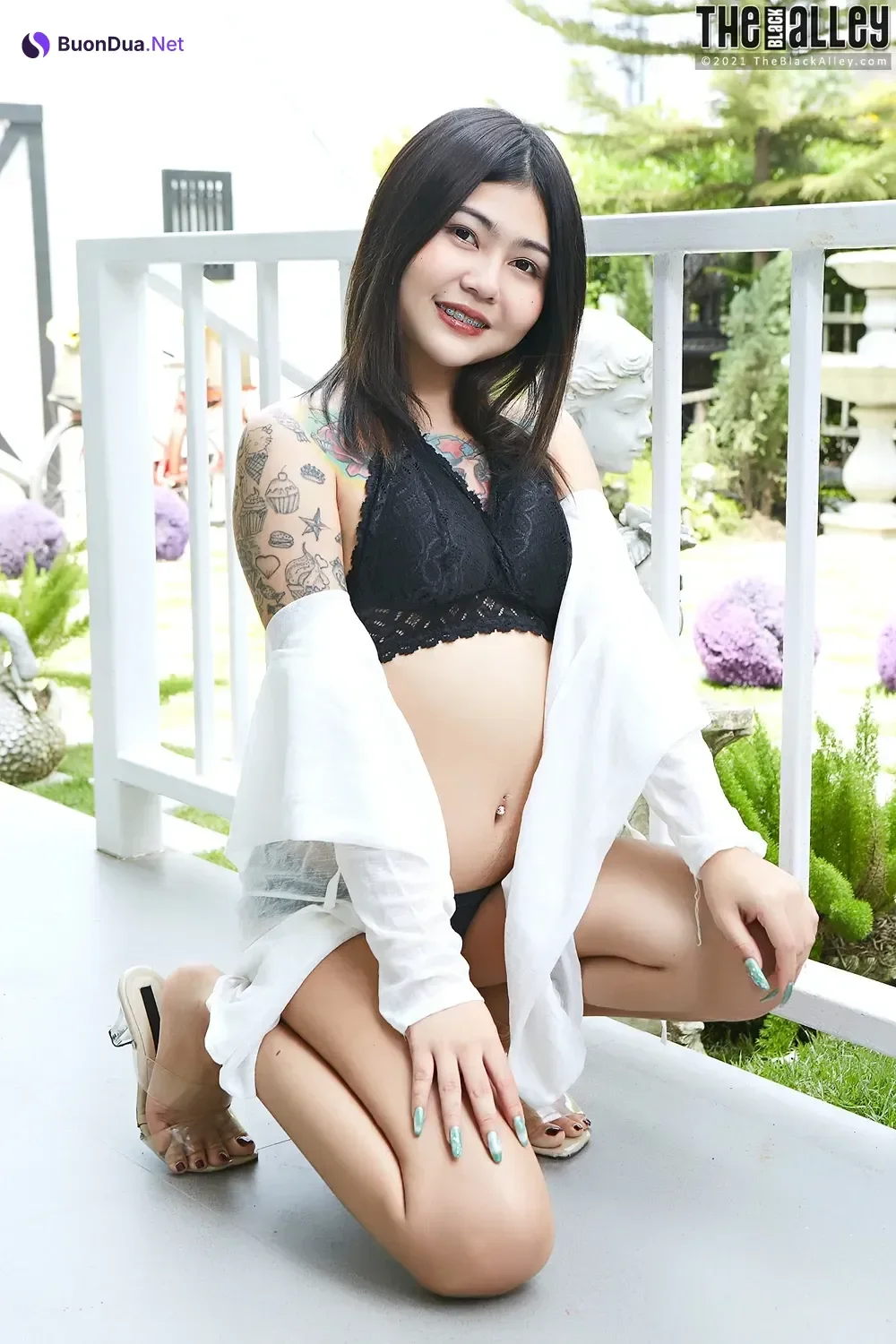 Cake – The Black Alley Photobook Set.04 - Photo 13