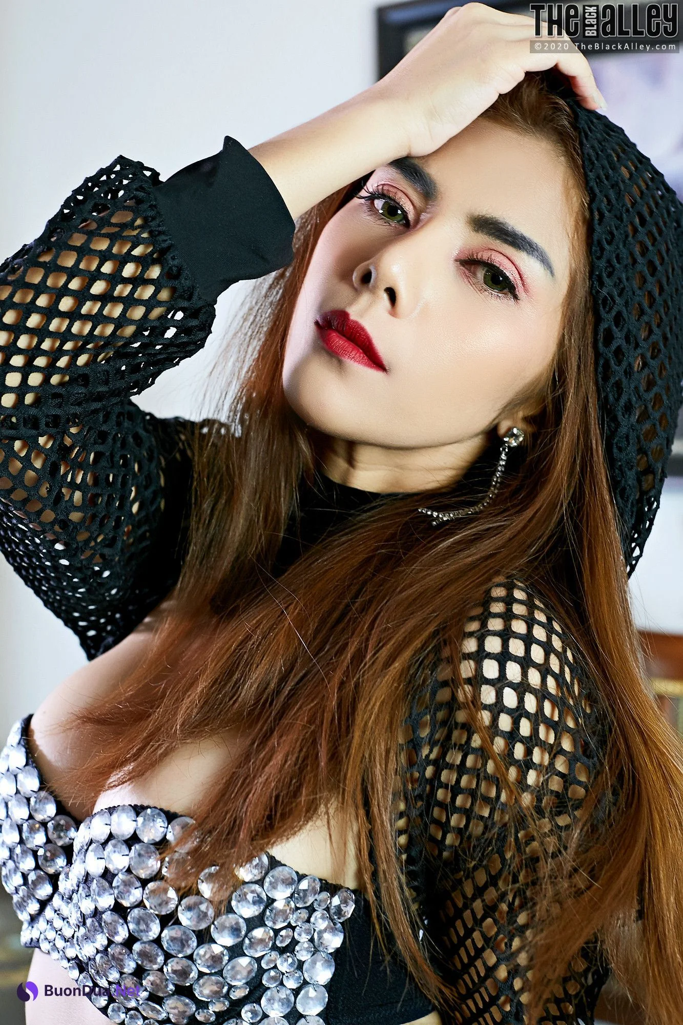 Carolina Fong The Black Alley Photobook Set.38 - Photo 14