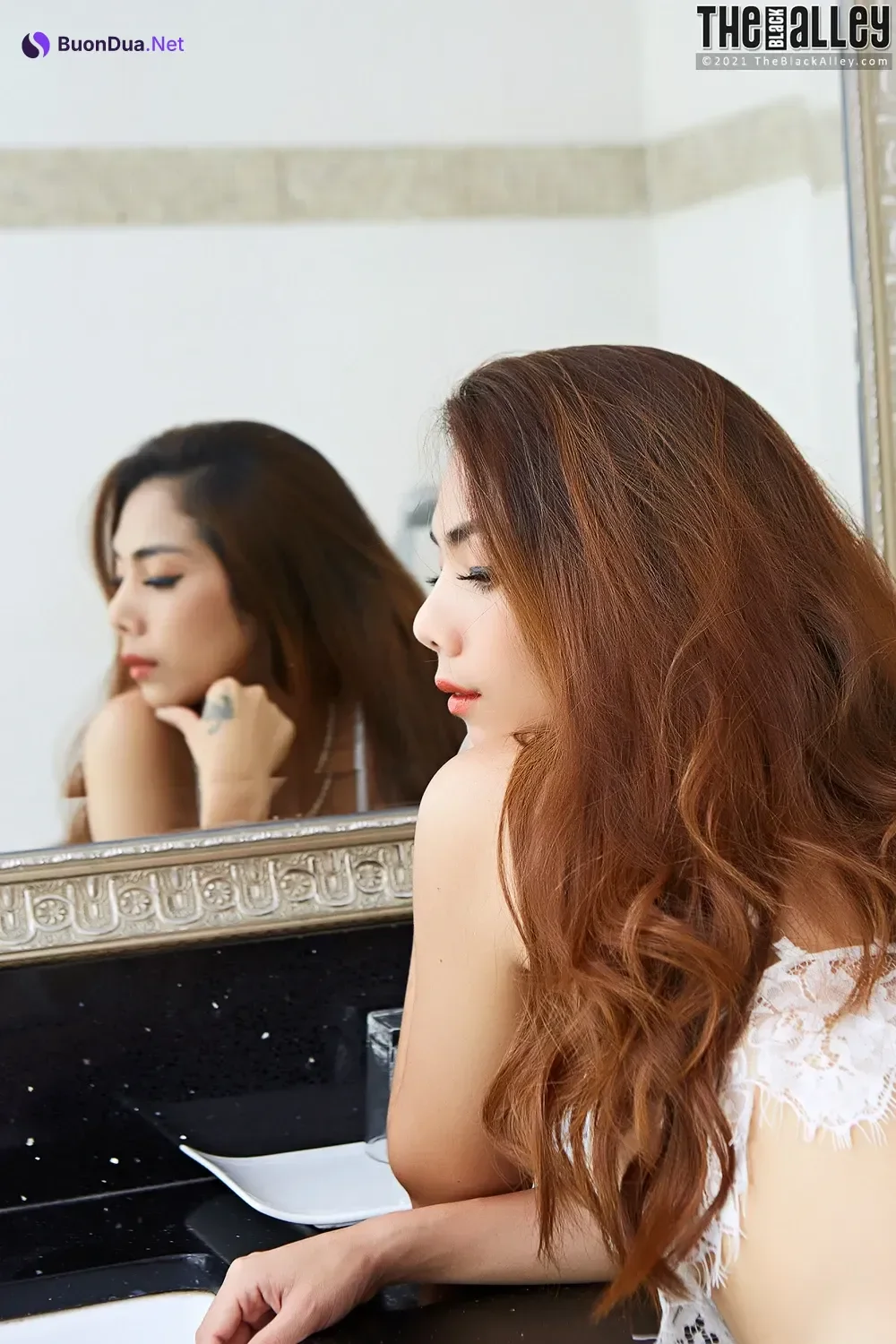 Carolina Fong – The Black Alley Photobook Set.51 - รูปภาพ 5