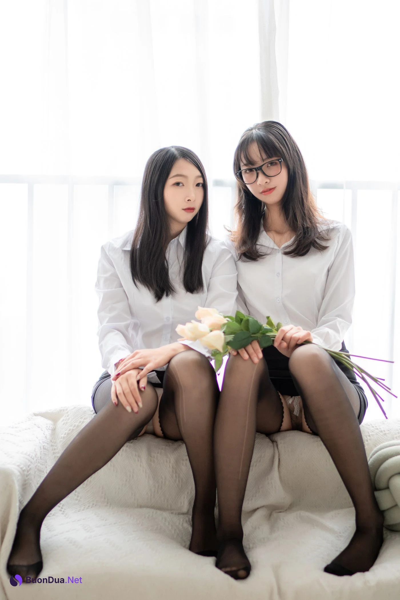 茶籽ccz, 写真集 黑絲雙人百合 - 写真 6