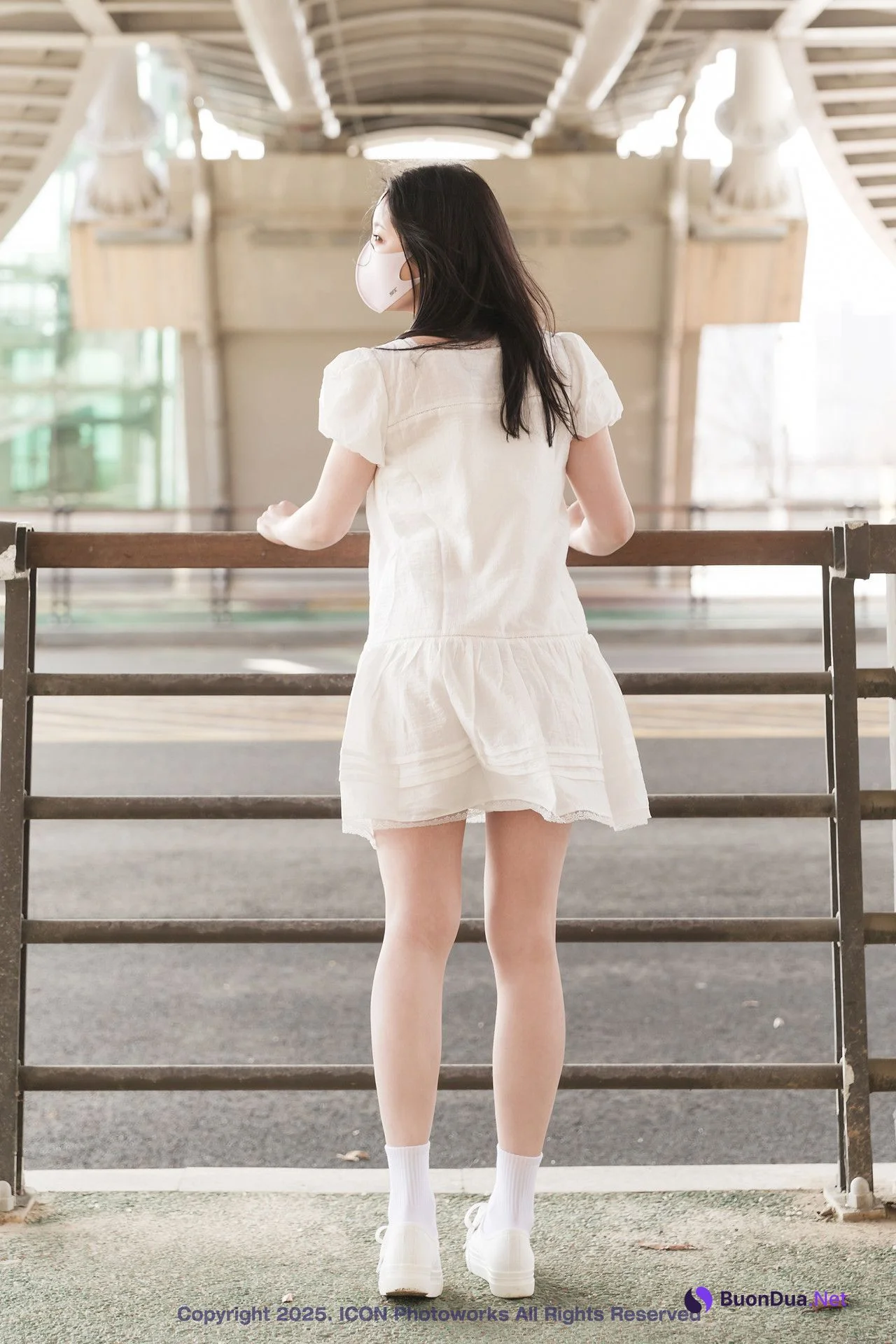 CHAEI 채이, ICON Photobook “Exhibitionism and Desire” Set.01 - Photo 2