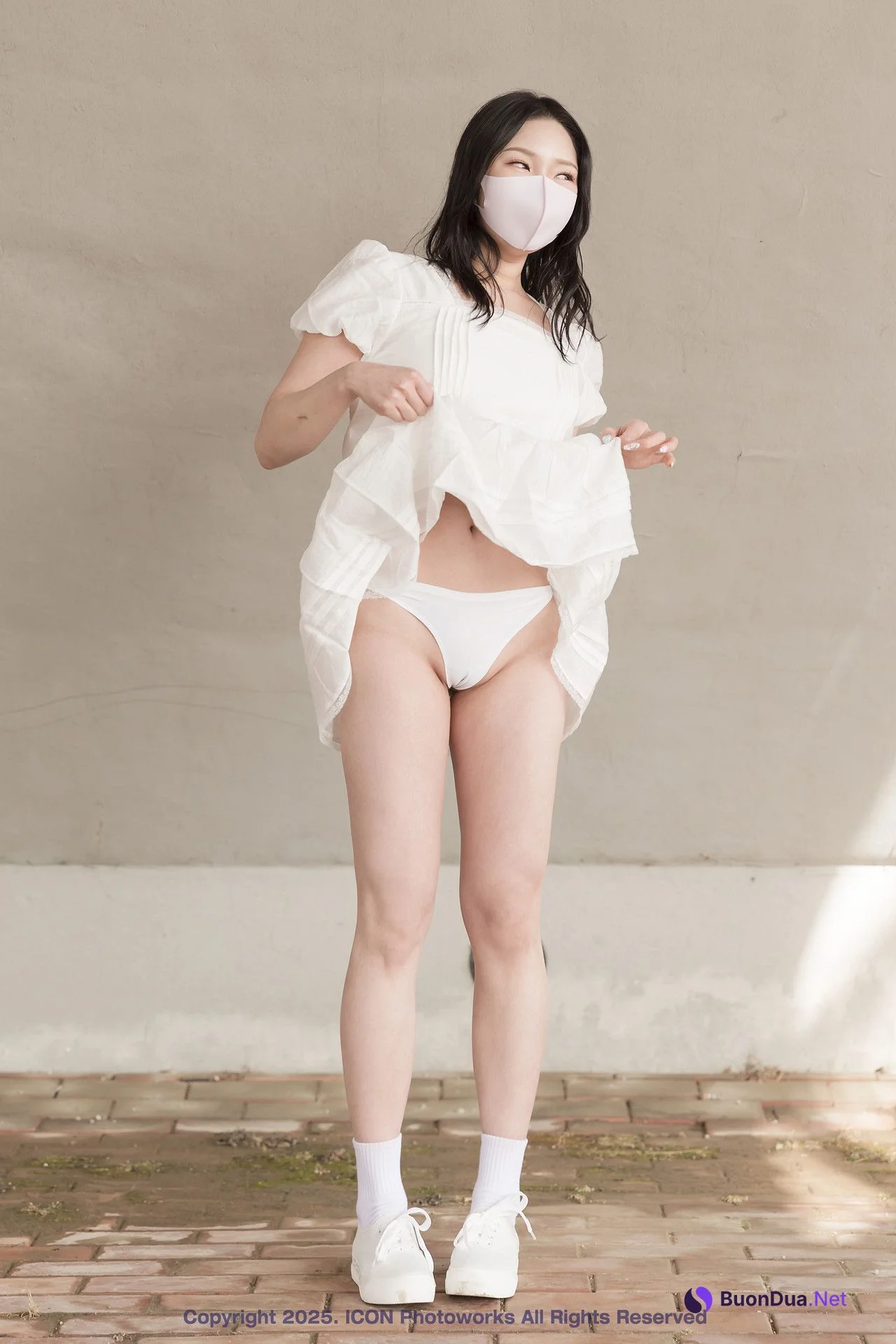 CHAEI 채이, ICON Photobook “Exhibitionism and Desire” Set.01 - Photo 5