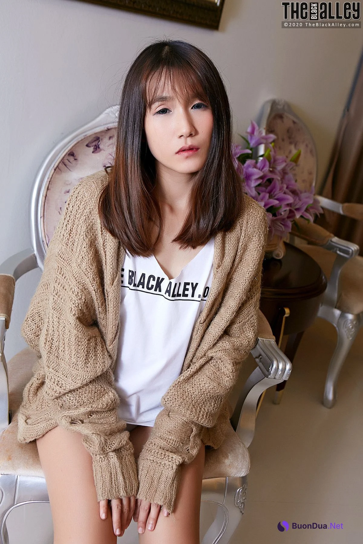 Chia Ling The Black Alley Photobook Set.33 - Photo 2