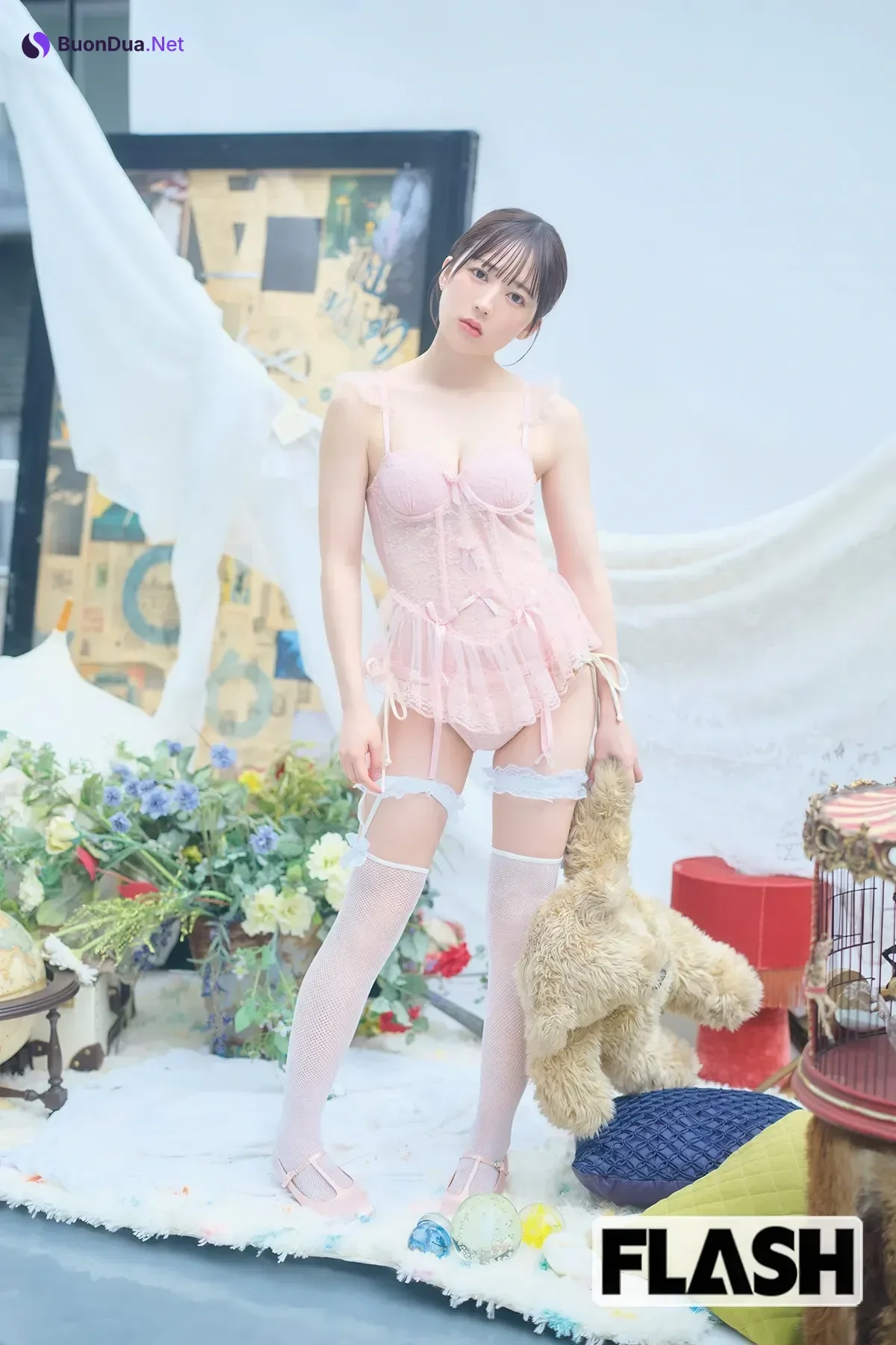 Chia Mishiro 未白ちあ, FLASH 2025.11.11 (フラッシュ 2025年11月11日号) - Photo 13