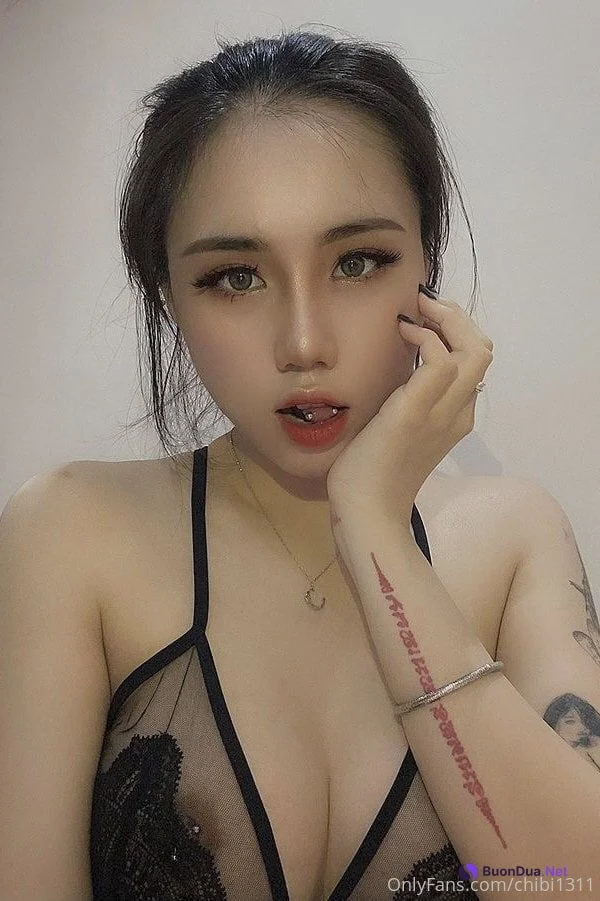 Chibi1311 – 越南美乳美臀模特 OF私拍合集 勾引闺蜜男友野战 - 写真 4