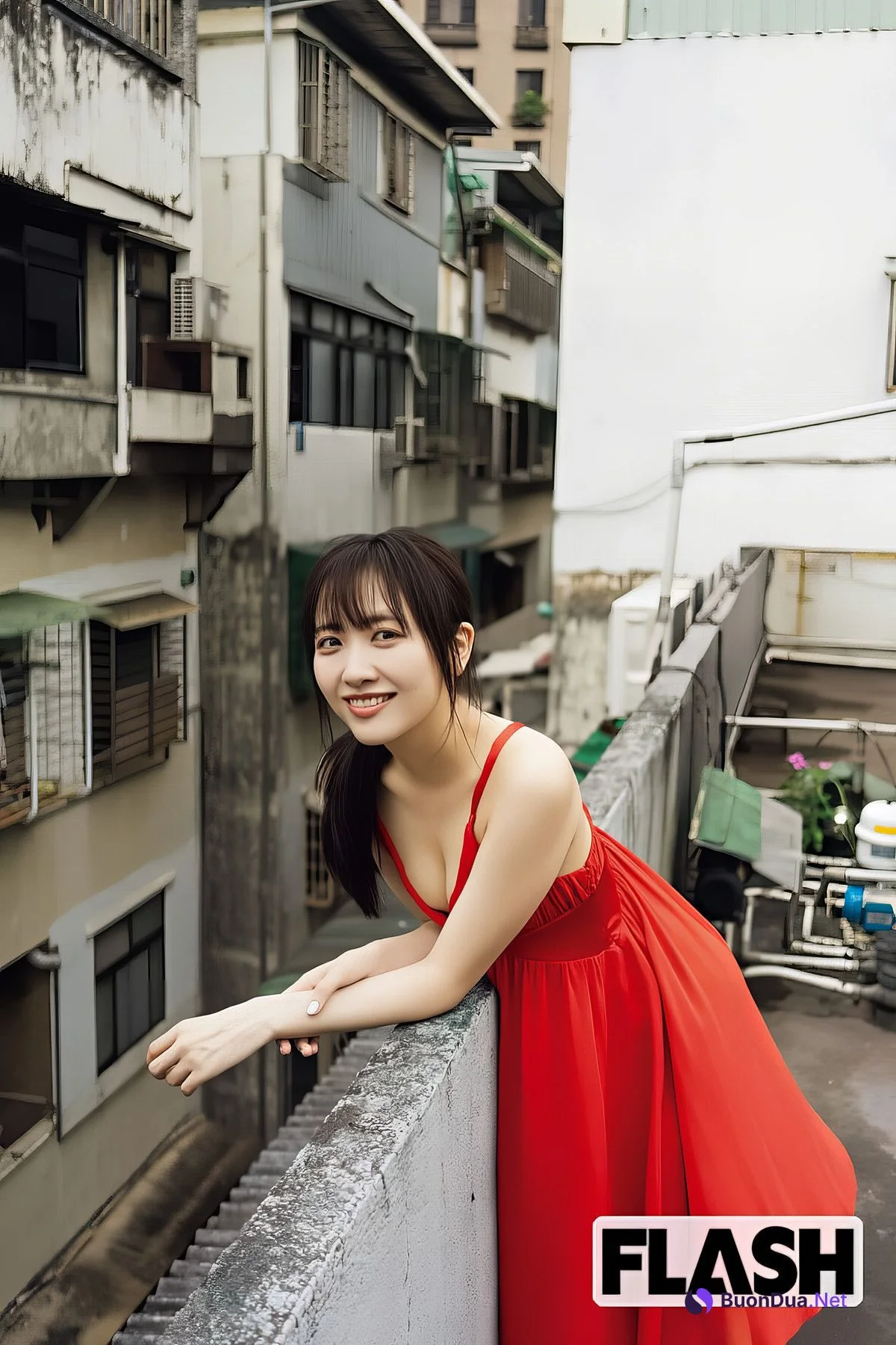 Chiho Ishida 石田千穂, FLASH 2024.10.29 (フラッシュ 2024年10月29日号) - Photo 5