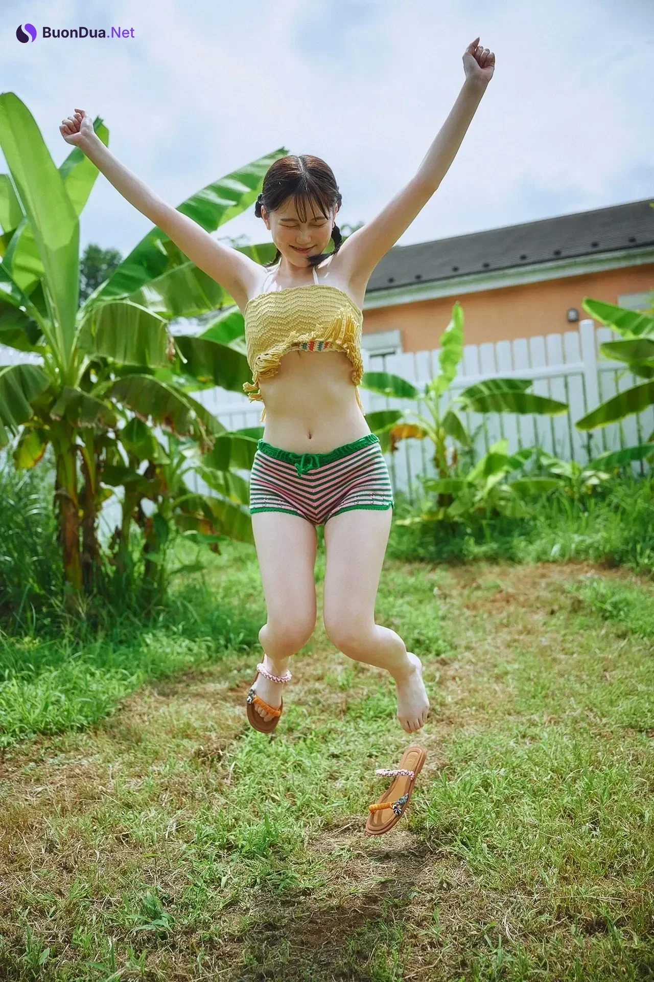 Chiimaki ちーまき, SPA！デジタル写真集 「思春期が抜けない天然ボディ」 - รูปภาพ 3