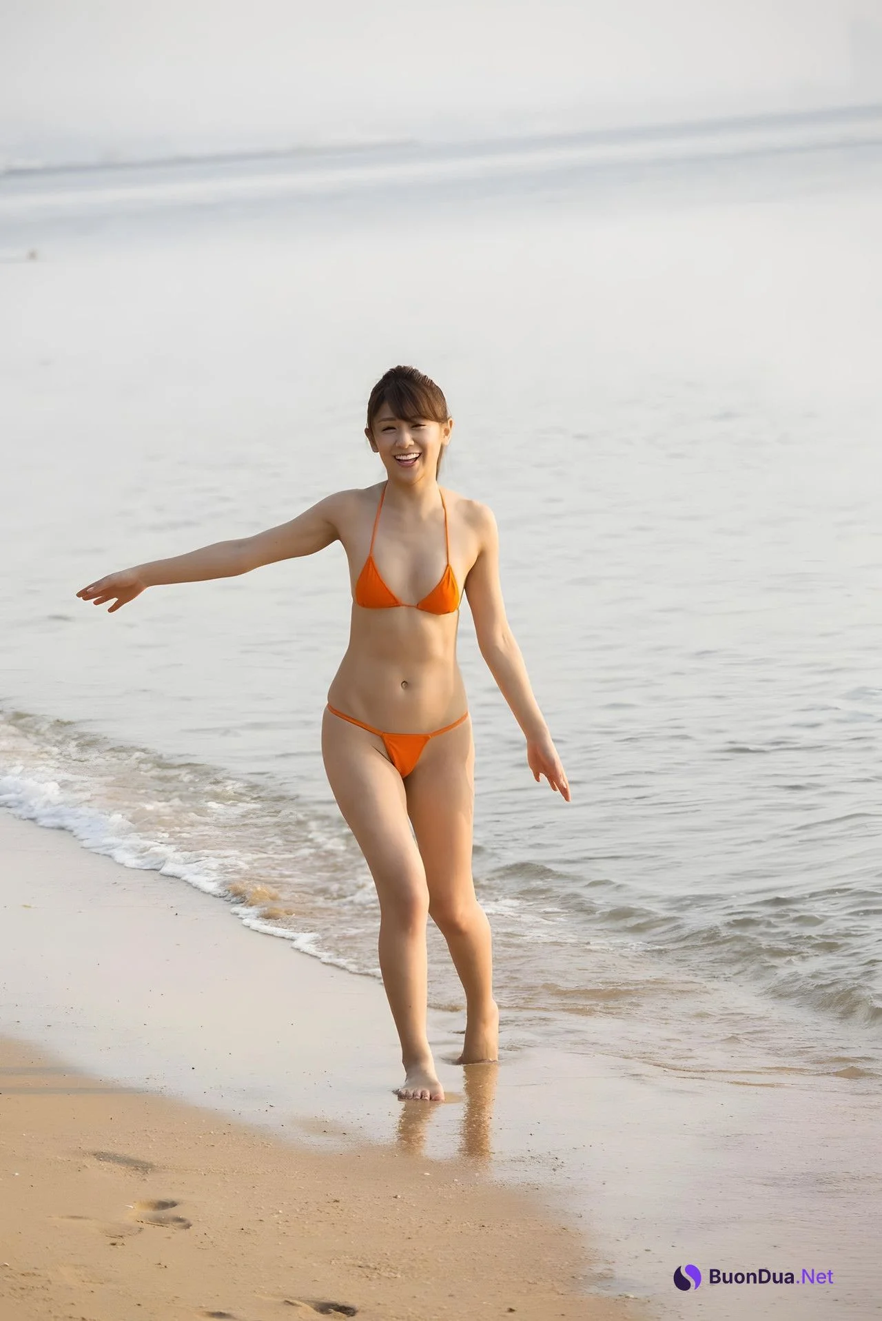 Chika Kanayama 金山睦, Magnetic G 写真集 恥じらい白書 Set.06 - Photo 2