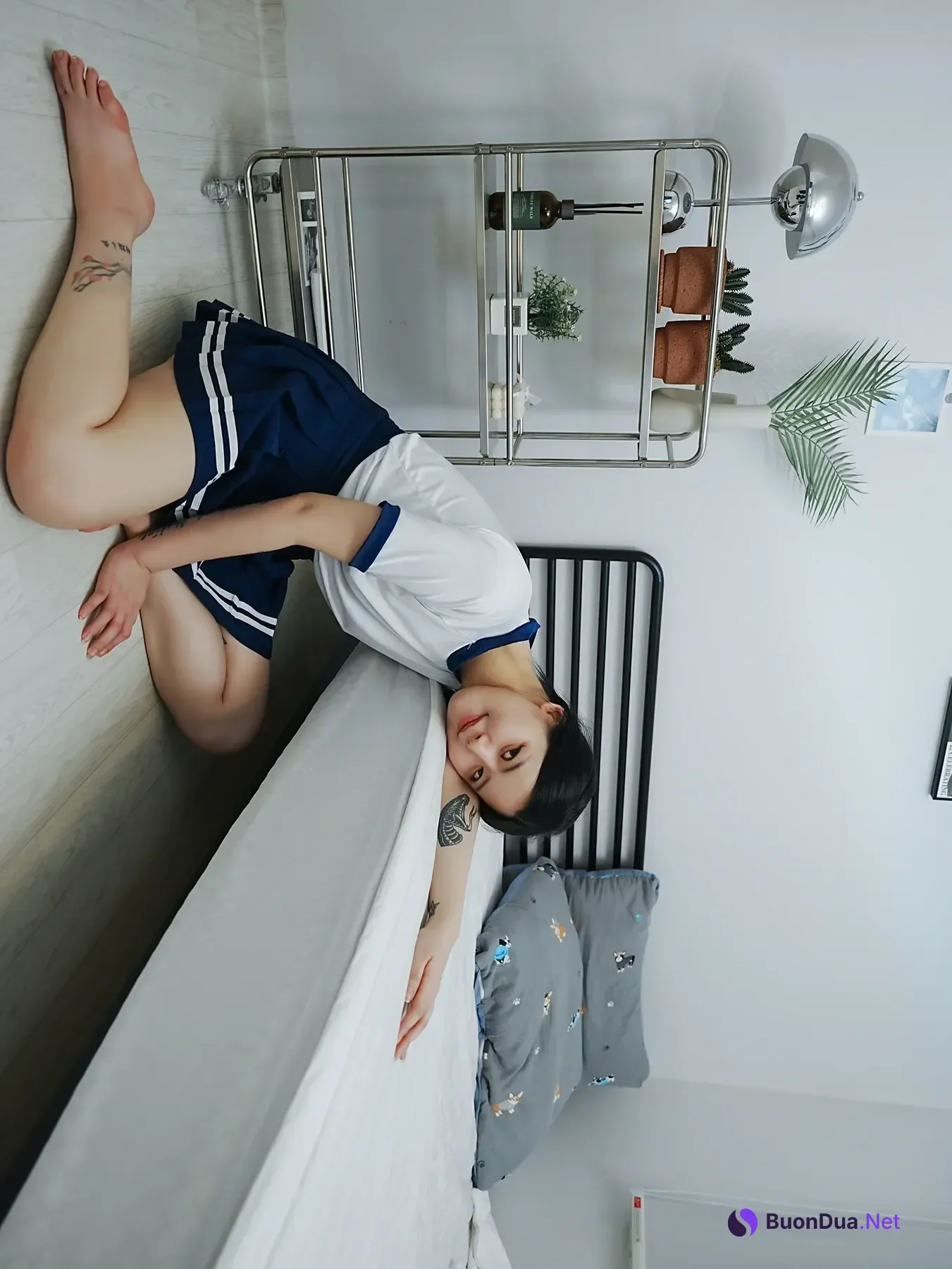Choi Ri 최리, Photobook Vol.01 「Bloomers」 Set.02 - Photo 2