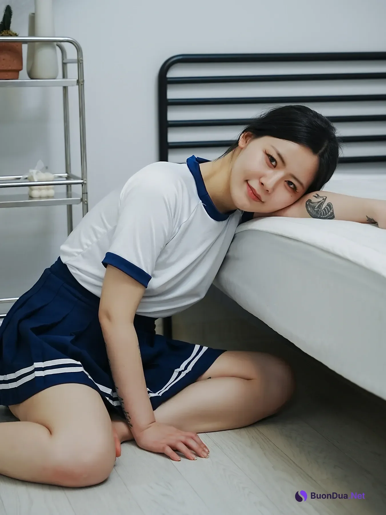 Choi Ri 최리, Photobook Vol.01 「Bloomers」 Set.02 - Photo 4