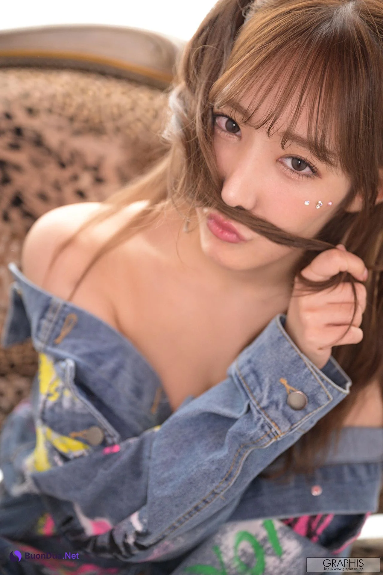 Conan Koyoi 小宵こなん, [Graphis] Gals 「Amazing Sexy」 Vol.08 - Photo 3