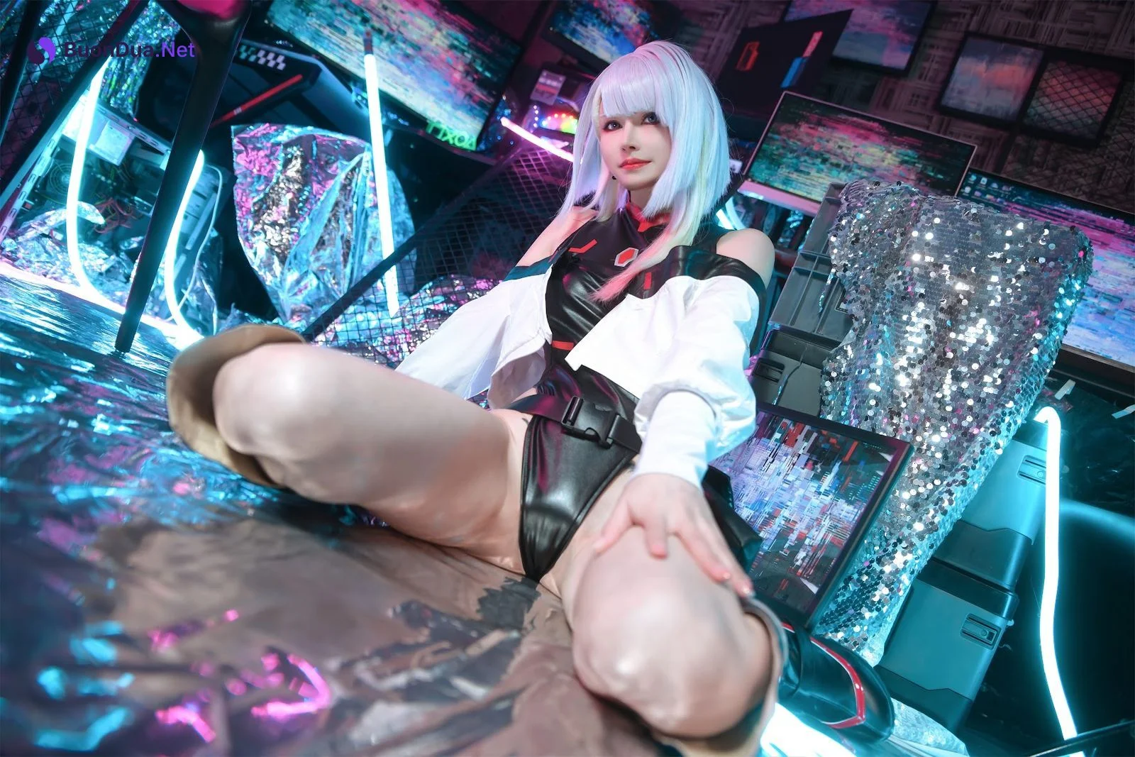 Coser@鹿八岁 – 赛博朋克：边缘行者 露西 - 사진 2