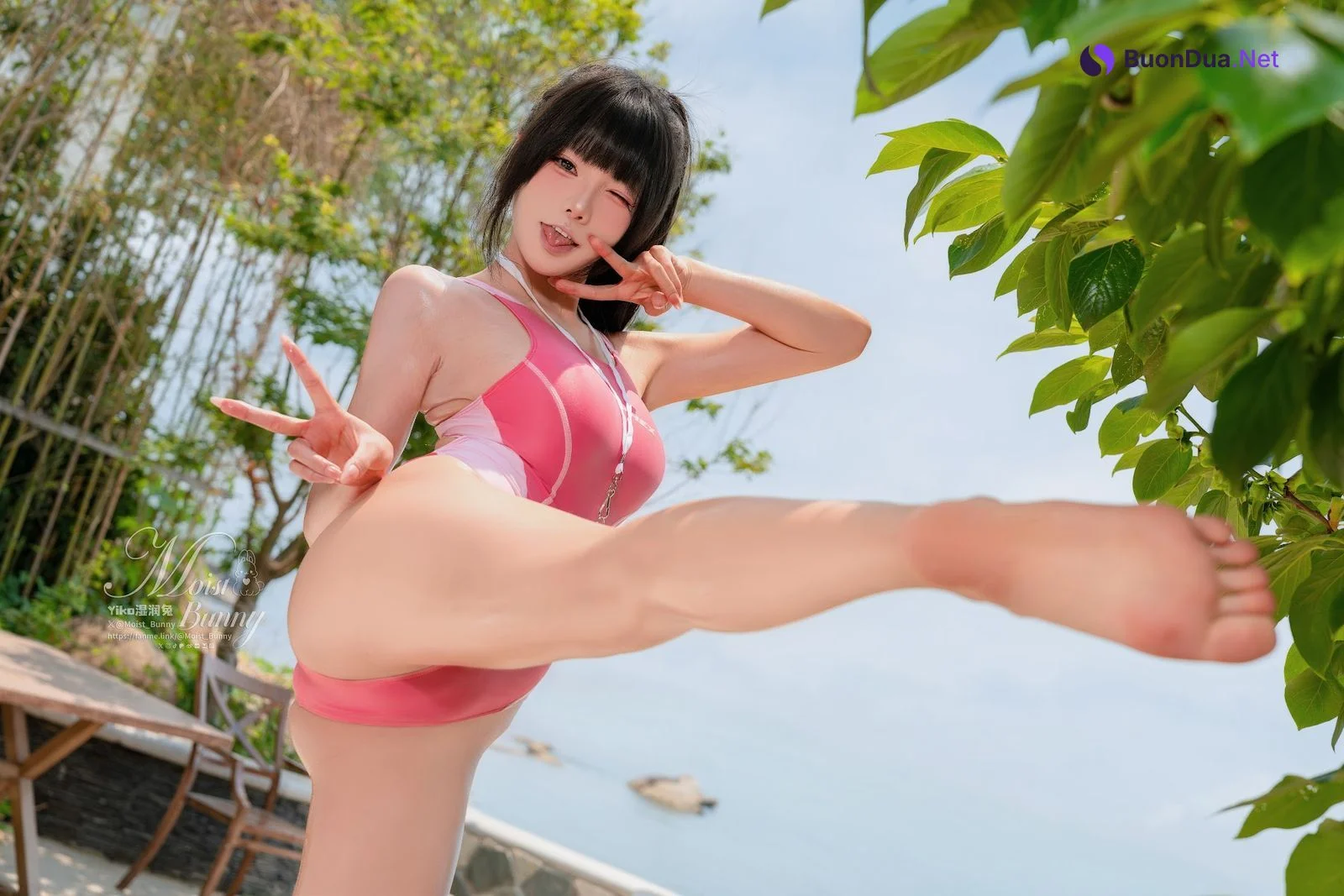 Coser@黏黏团子兔 – 2025泳装限定作 水泳部前辈 - 照片 13