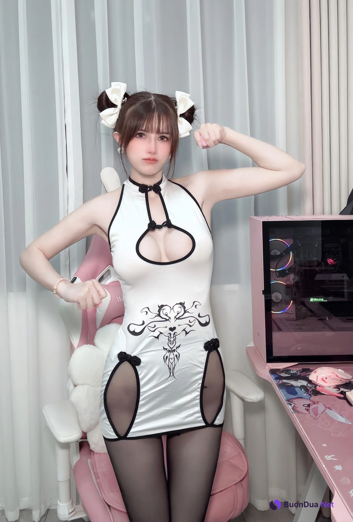 Coser@鹿八岁 – 魅魔印记镂空旗袍 - 写真 12