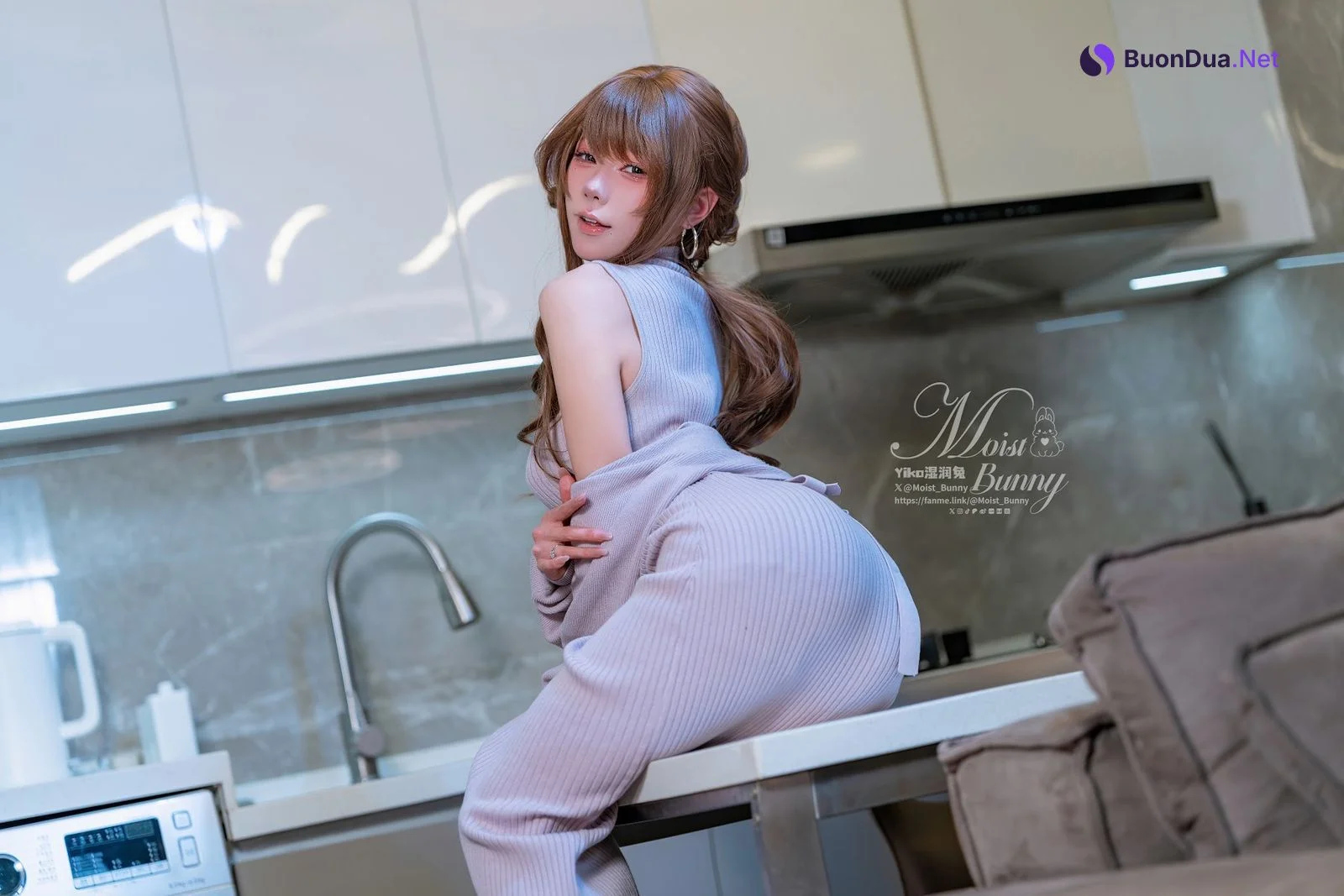 Coser@黏黏团子兔 – 2601月作品 在丈夫身边 - 사진 13