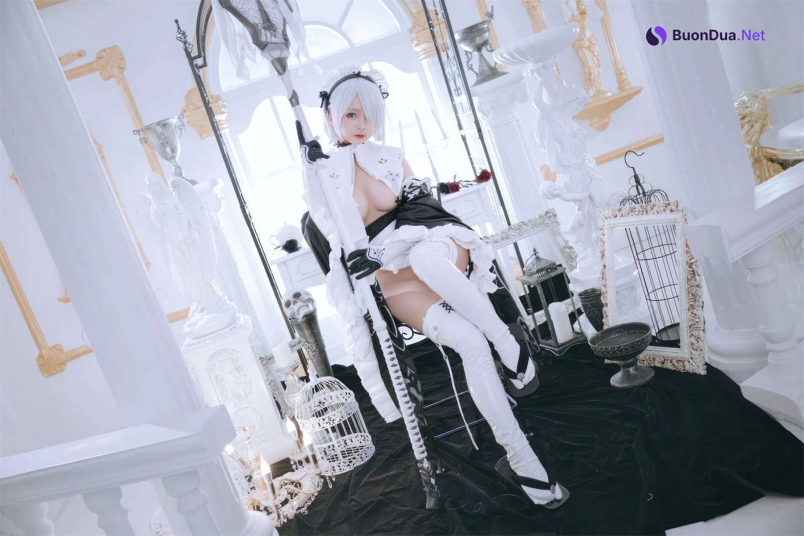 Coser@日奈娇 – 2B奶盖女仆 - 照片 16