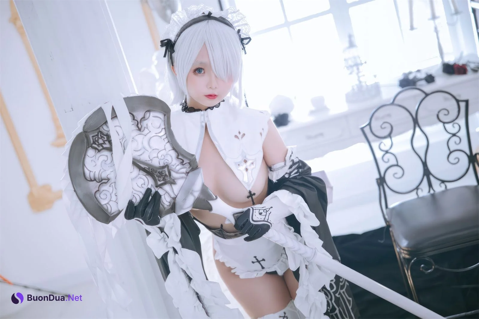 Coser@日奈娇 – 2B奶盖女仆 - 照片 19