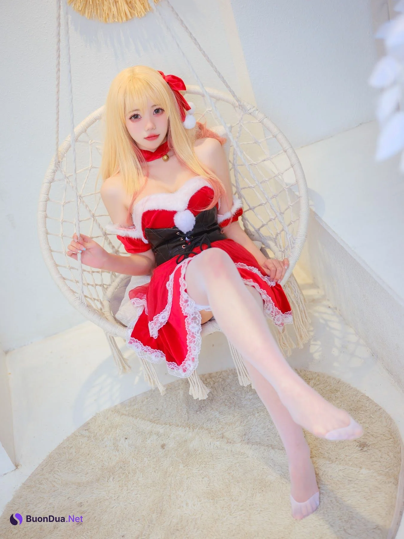Coser@黏黏团子兔 – 喜多川海梦圣诞 - 照片 2