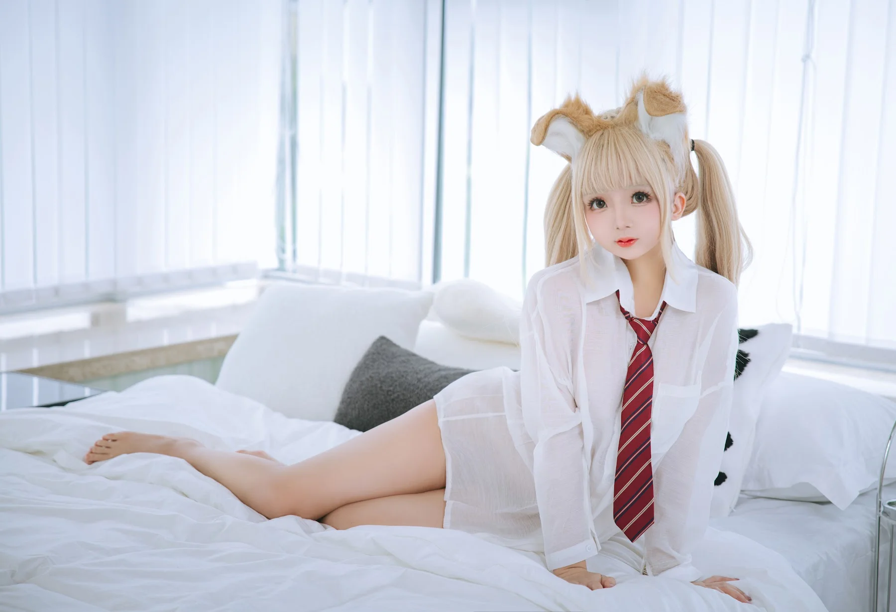 Coser@日奈娇 – 衬衫小狗