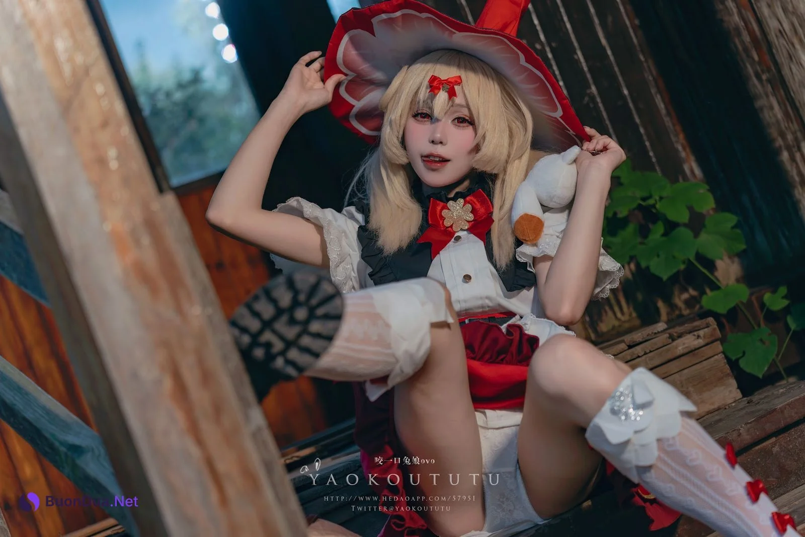 Coser@黏黏团子兔 – 琪花星烛·可莉 可莉炸鱼舞 - 照片 17
