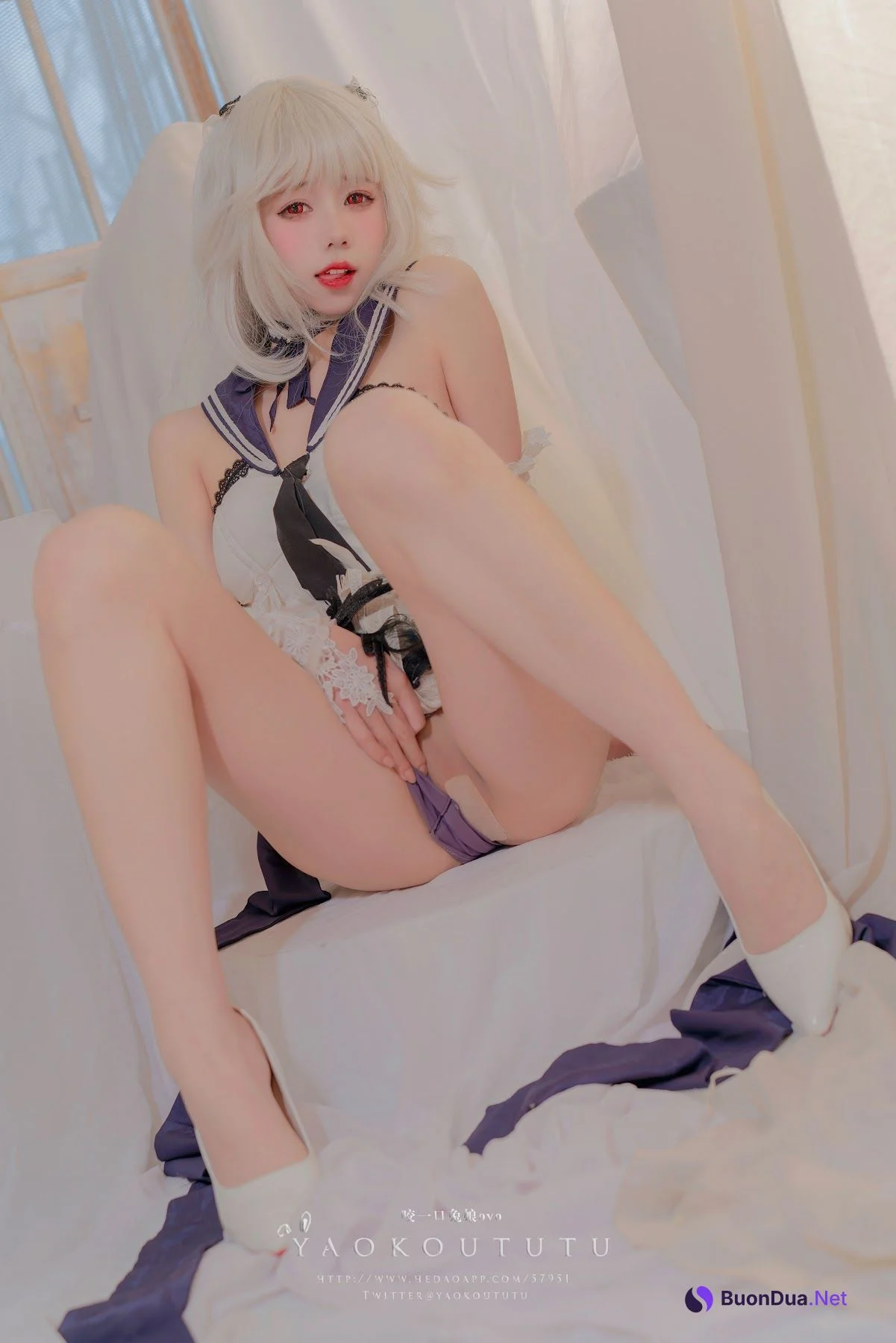Coser@黏黏团子兔 – 梳妆的大小姐 – 可畏 - Photo 13