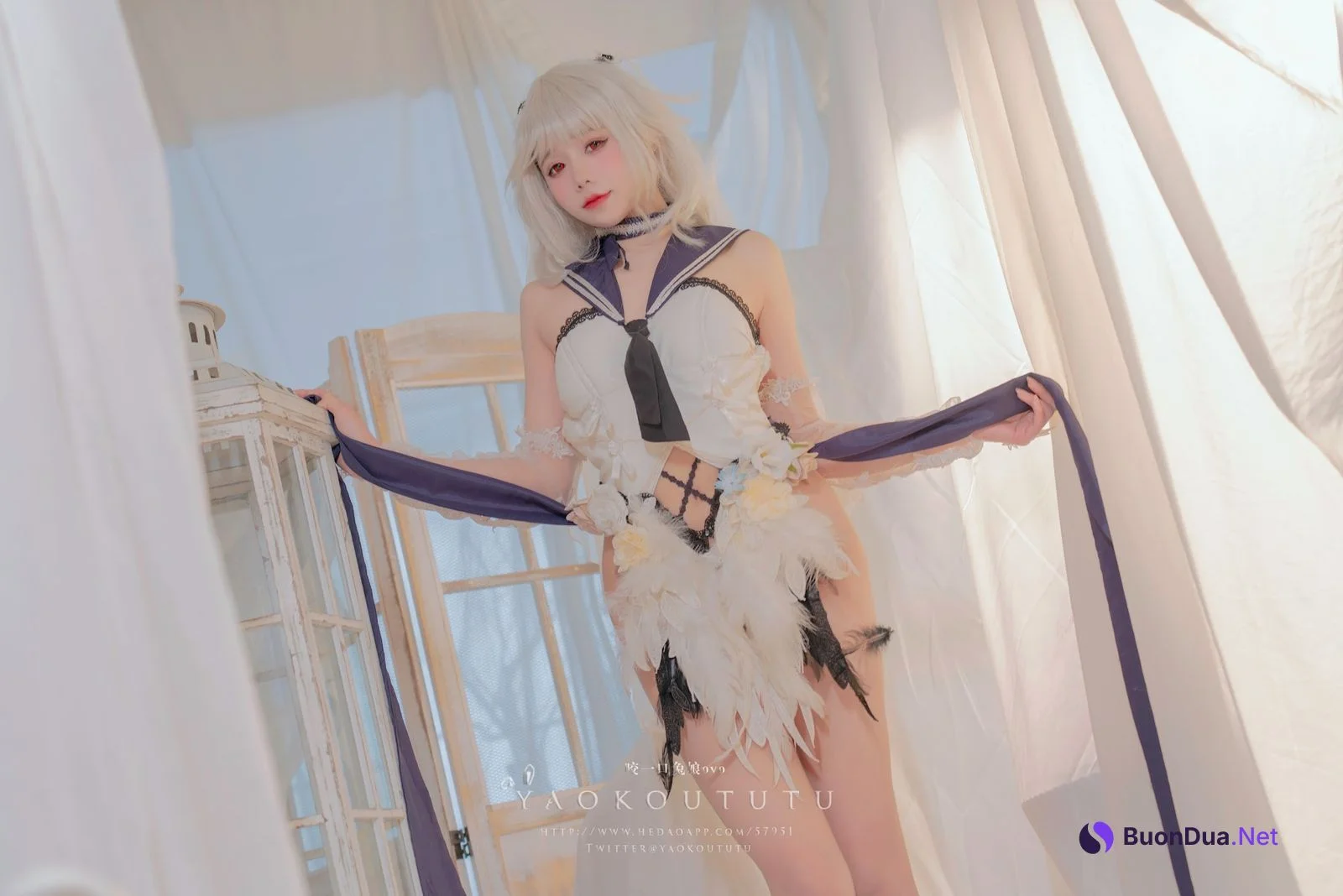 Coser@黏黏团子兔 – 梳妆的大小姐 – 可畏 - Photo 19