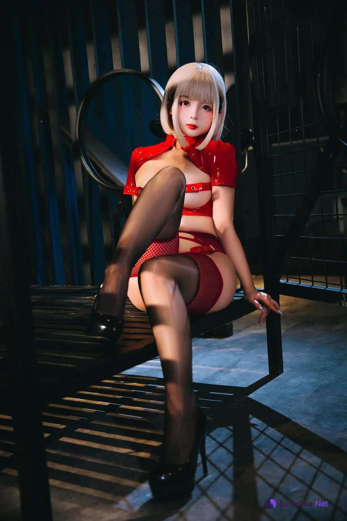 Coser@日奈娇 – 狱长姐姐 - Photo 9