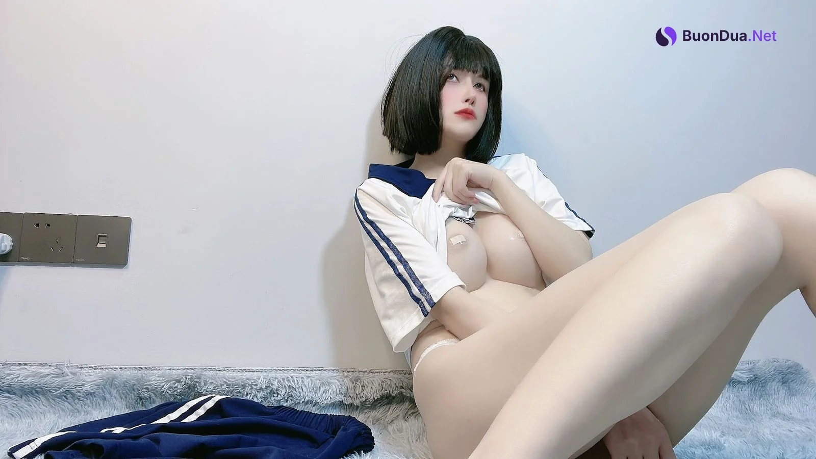 Coser@鹿八岁 – 不良学妹 - 照片 9