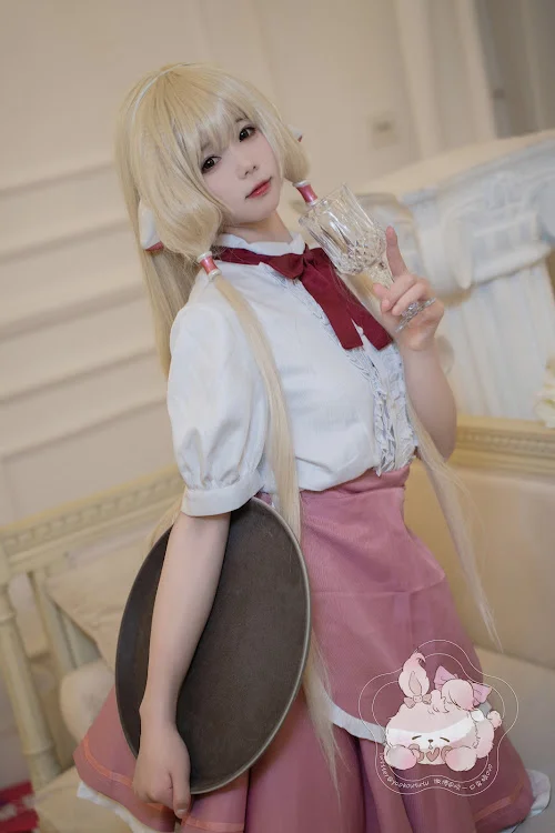 Coser@黏黏团子兔 – 女仆小叽