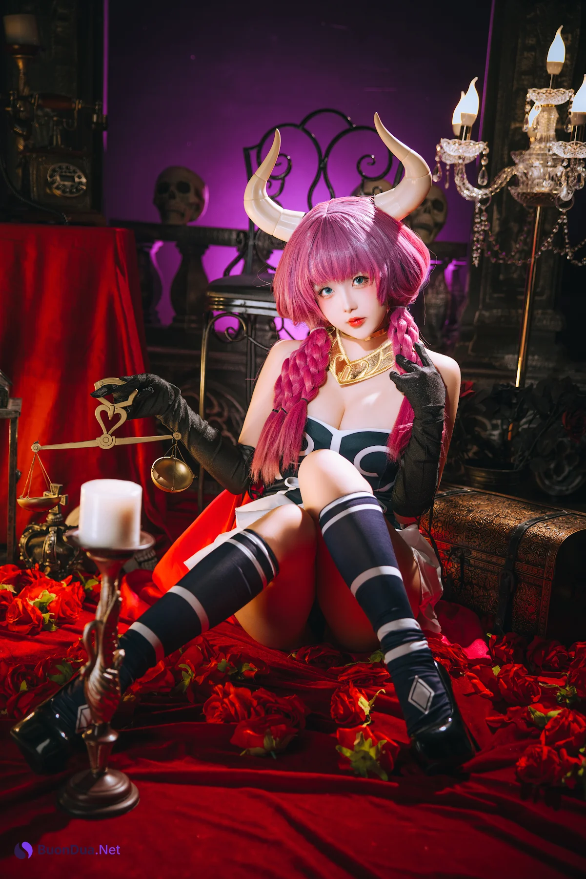 Coser@日奈娇 – 断头台阿乌拉 - 照片 49