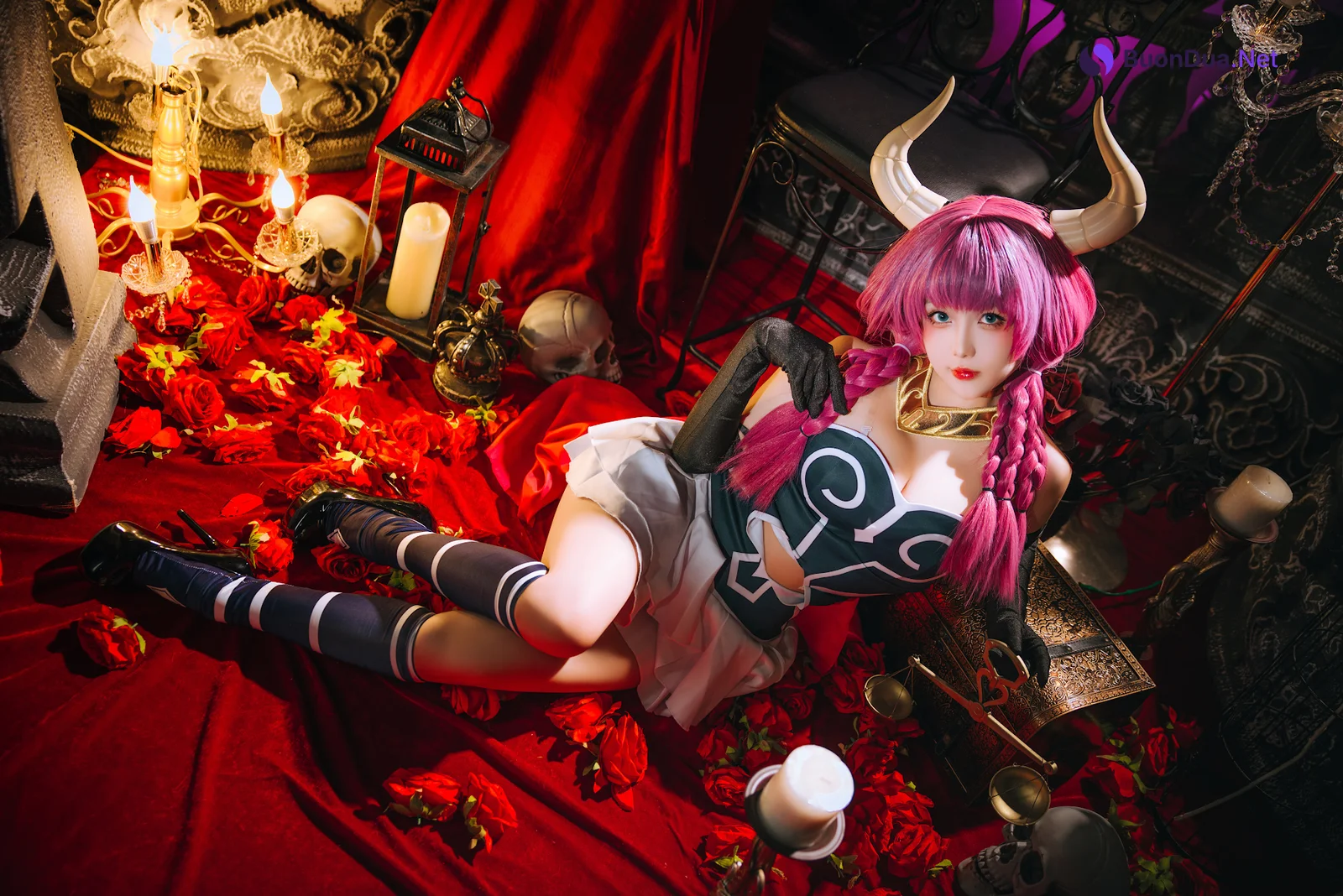 Coser@日奈娇 – 断头台阿乌拉 - 照片 55