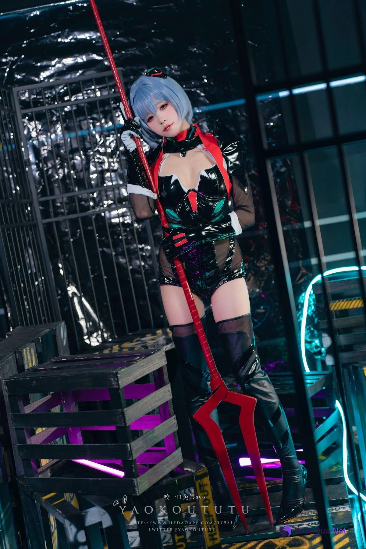 Coser@黏黏团子兔 – 『黑凌波』&小剧场 - Photo 5