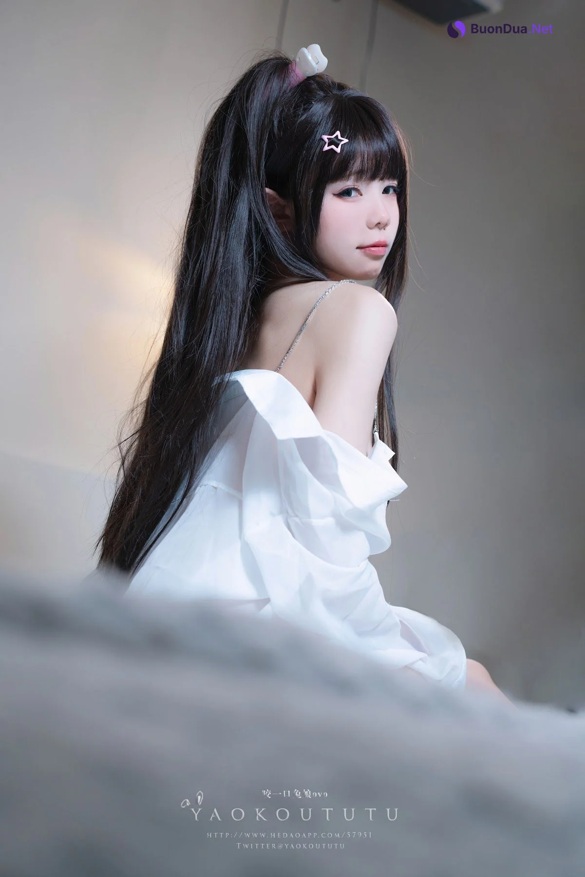 Coser@黏黏团子兔 – 『男友衬衣』&Boom Boom - Photo 20