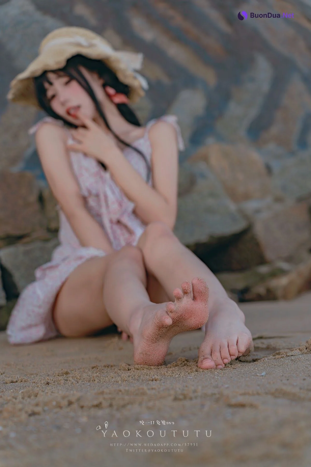 Coser@黏黏团子兔 – 邻家小妹&日不落 - 写真 51