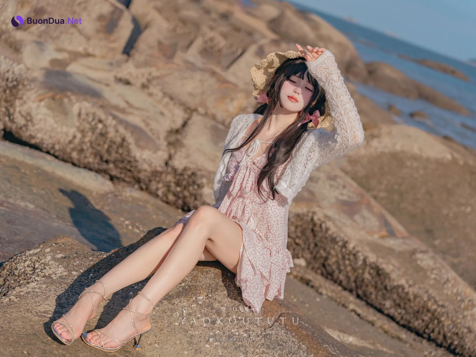 Coser@黏黏团子兔 – 邻家小妹&日不落 - 写真 56