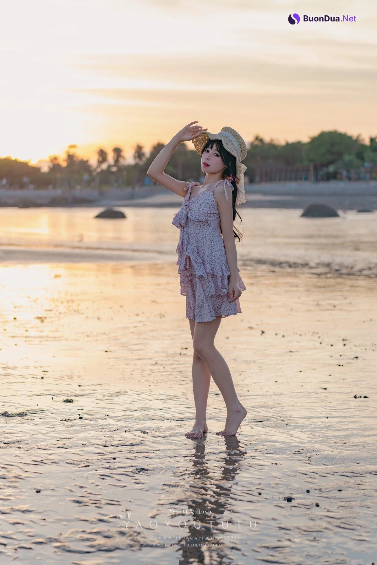 Coser@黏黏团子兔 – 邻家小妹&日不落 - 写真 58