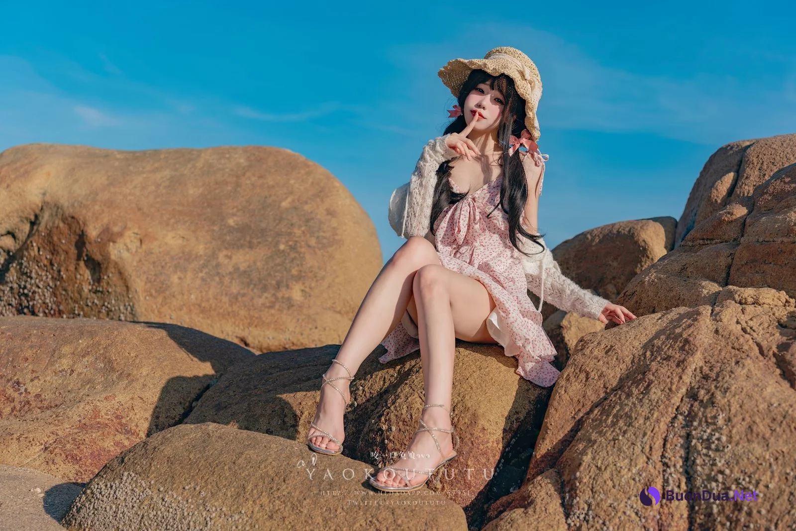 Coser@黏黏团子兔 – 邻家小妹&日不落 - 写真 7