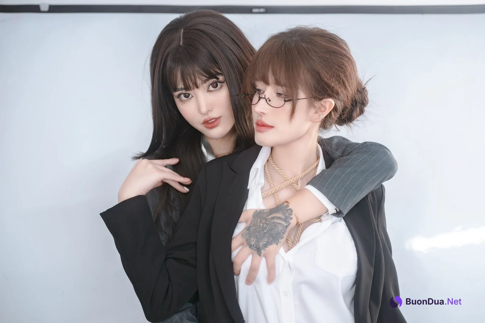 Coser@鹿八岁 – 女上司和女下属 - 写真 23