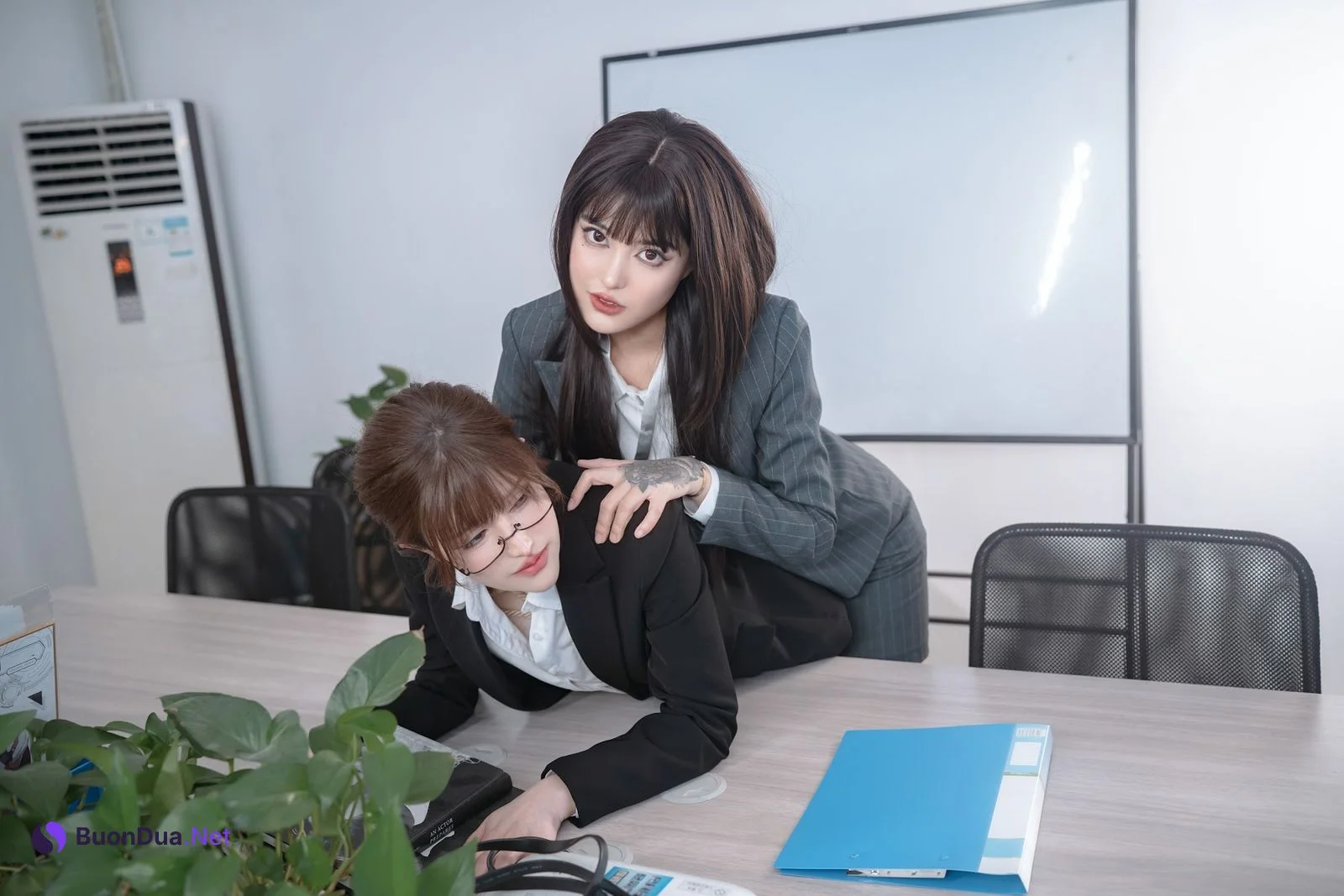 Coser@鹿八岁 – 女上司和女下属 - 写真 25