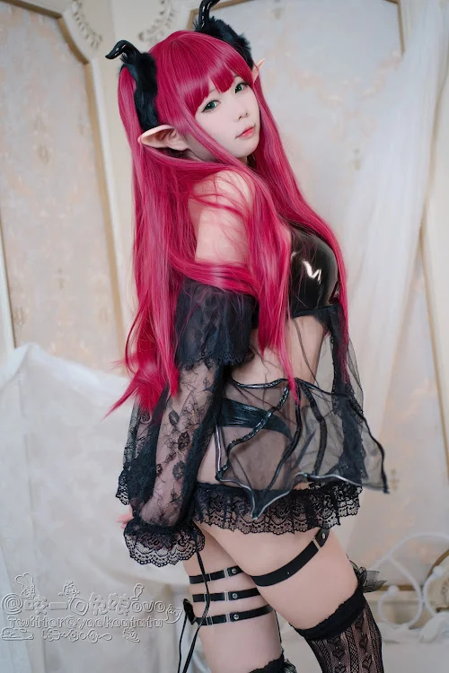 Coser@黏黏团子兔 – 十月订阅 喜多川魅魔