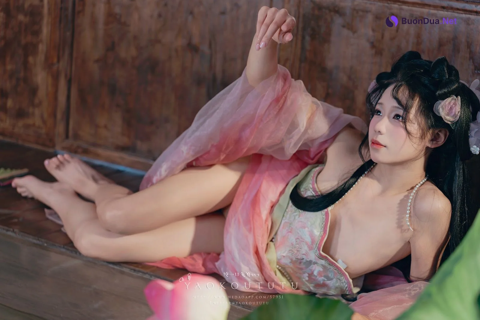 Coser@黏黏团子兔 – 八月订阅『醉倒荷塘边』& 游园惊梦 - 写真 2