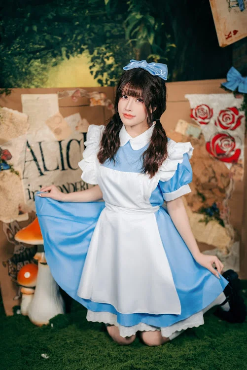 Coser@鹿八岁 – 爱丽丝梦游仙境