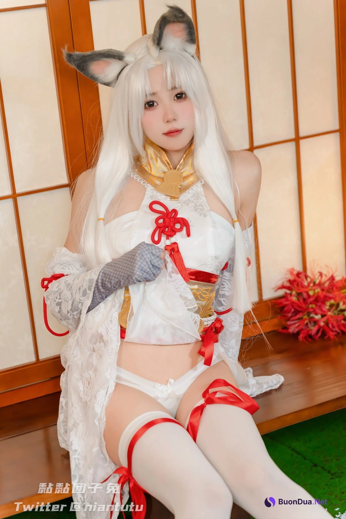 Coser@黏黏团子兔 – 白丝胡桃 - Photo 15