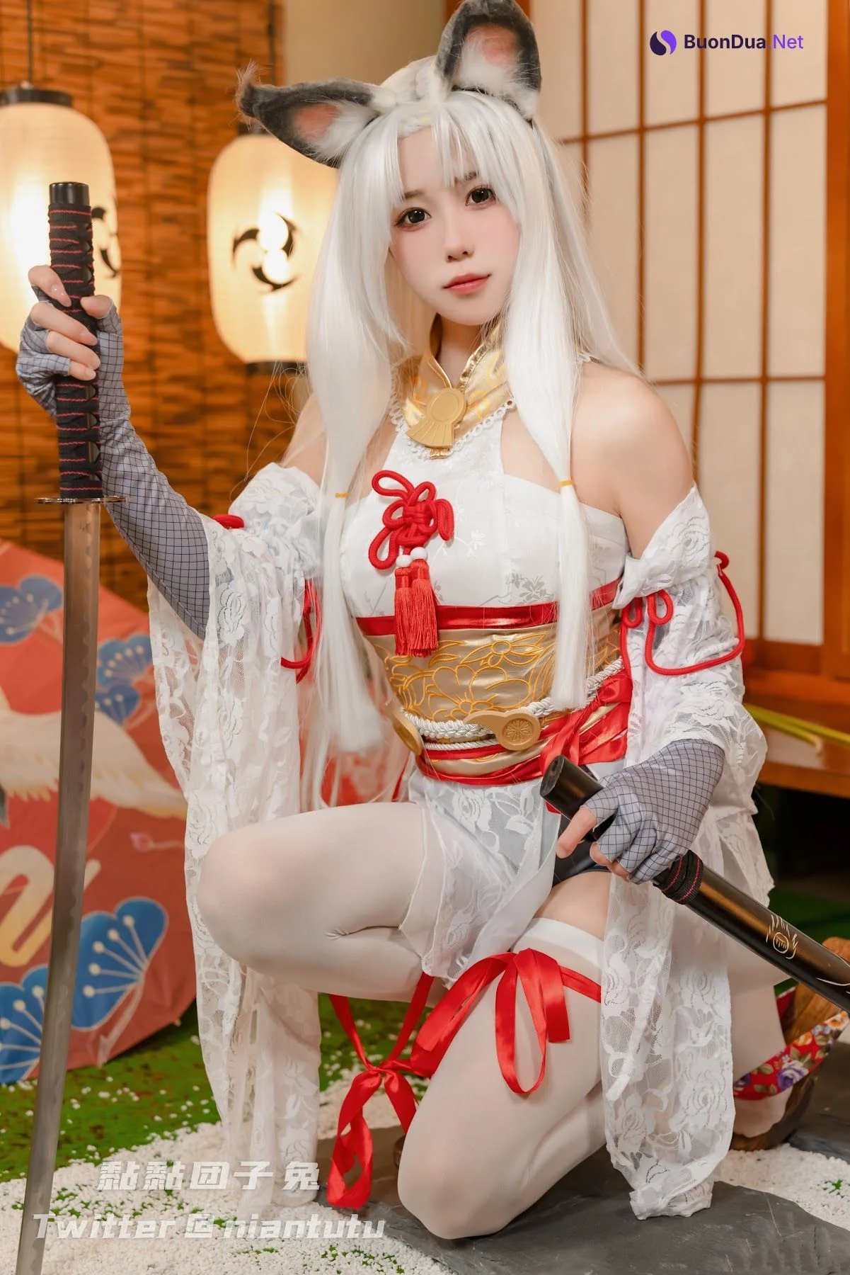 Coser@黏黏团子兔 – 白丝胡桃 - Photo 7