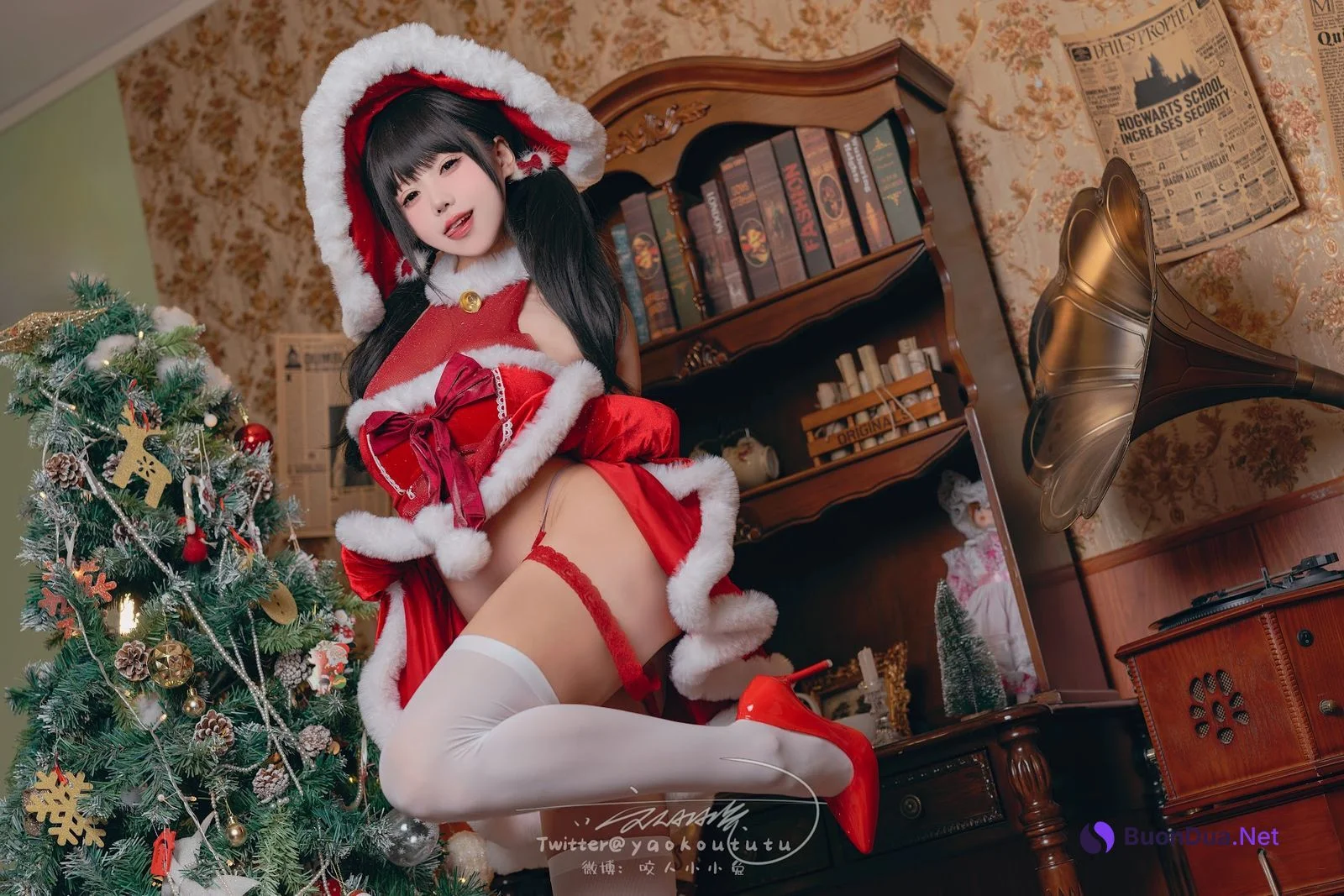 Coser@黏黏团子兔 – 魔女圣诞夜 - Photo 13