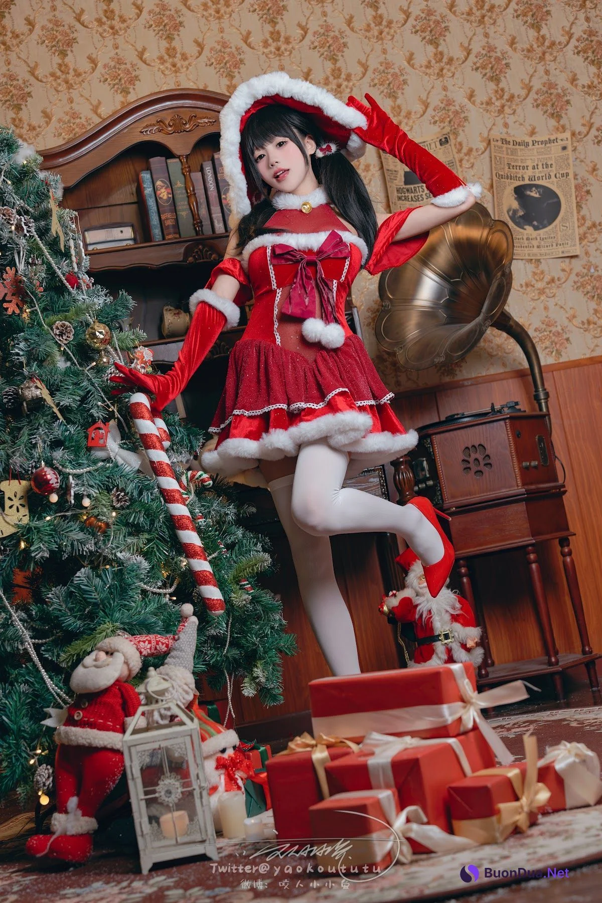 Coser@黏黏团子兔 – 魔女圣诞夜 - Photo 7