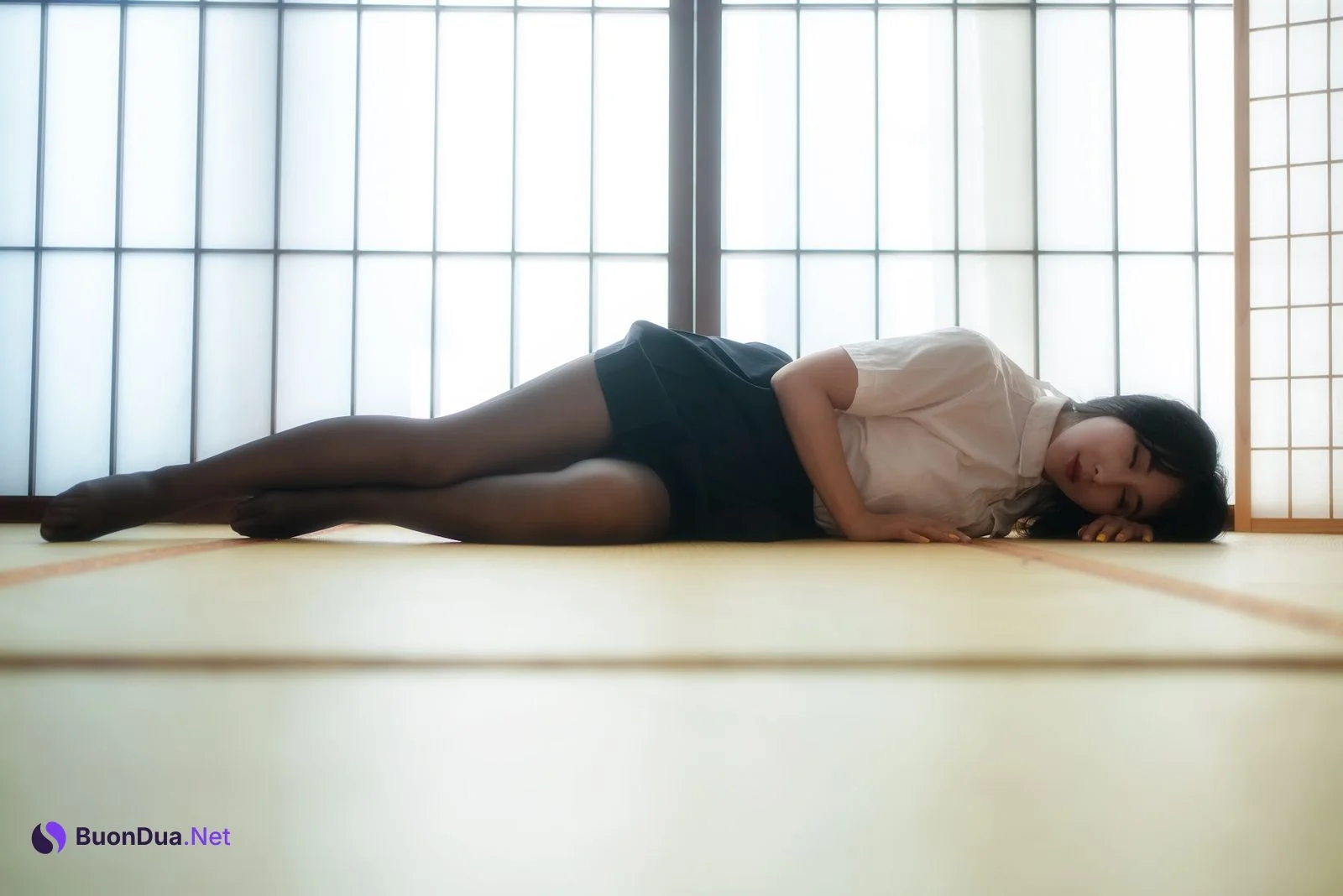 Coser@云溪溪 (Yunx1x1) Vol.009 奶桃 黑丝学妹 - Photo 2