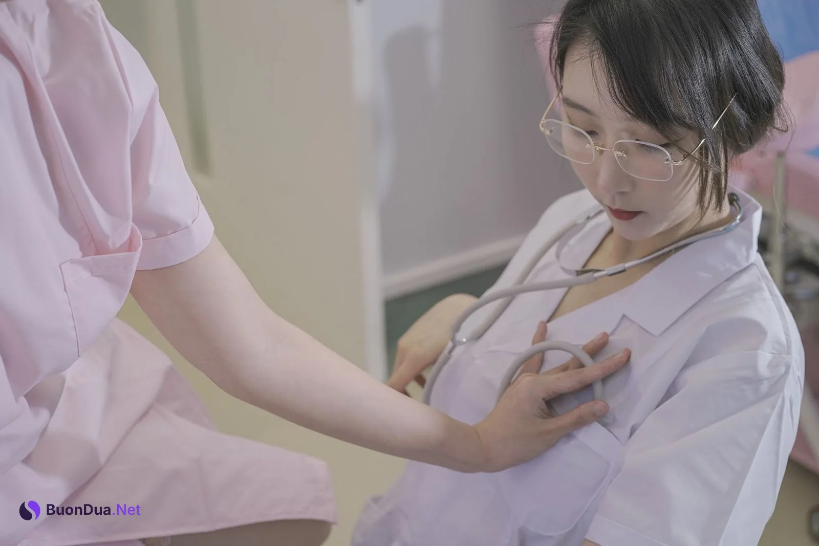Coser@云溪溪 (Yunx1x1) Vol.030 奶桃 N47医护 - Photo 15