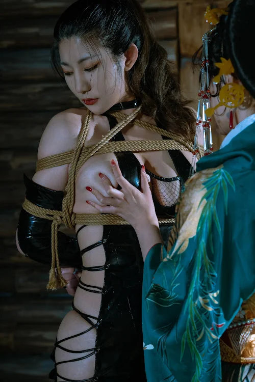 Coser@云溪溪 (Yunx1x1) Vol.066 Natsuko夏夏子星澜是澜澜叫澜妹呀 – 花魁忍者