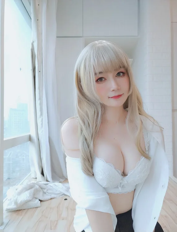 Coser@白银81 灰色空间